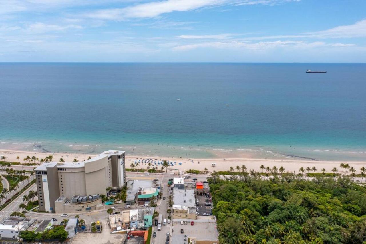 The Purple Pelican Beachfront With Ocean Balcony Unit 3 Форт-Лодердейл Экстерьер фото