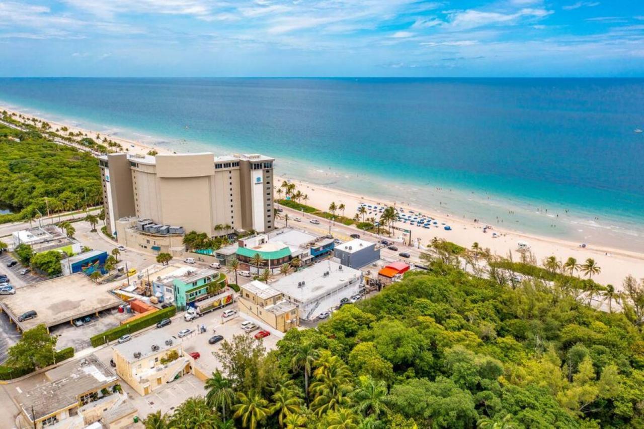The Purple Pelican Beachfront With Ocean Balcony Unit 3 Форт-Лодердейл Экстерьер фото